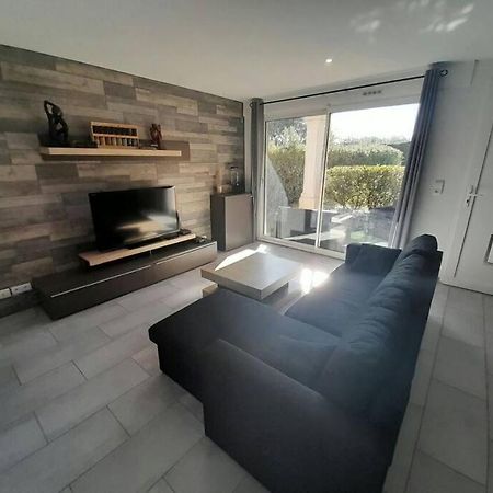Appartement Spacieux &Tres Calme. Spacious & Very Quiet Apartment. Carros Exterior photo